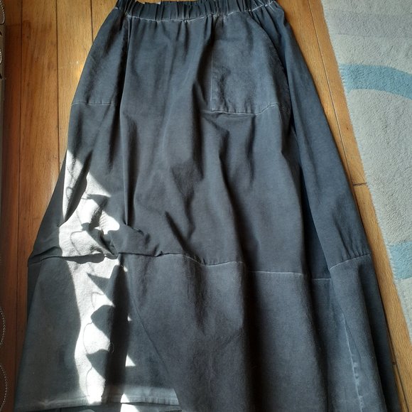 Luukaa Dresses & Skirts - Ladies SKIRT: looks ordinary ABSOLUTELY ISN'T!